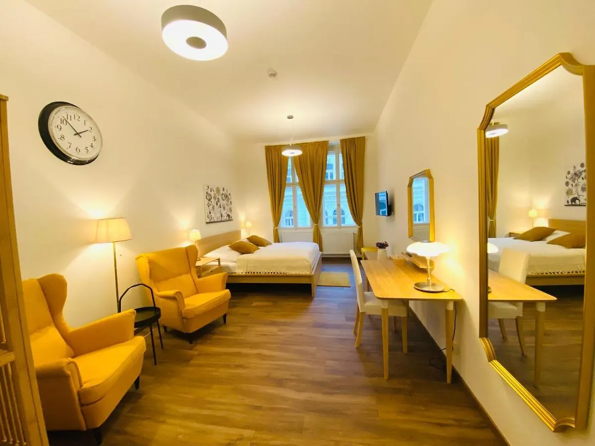 Unesco Prague Apartments 0*,